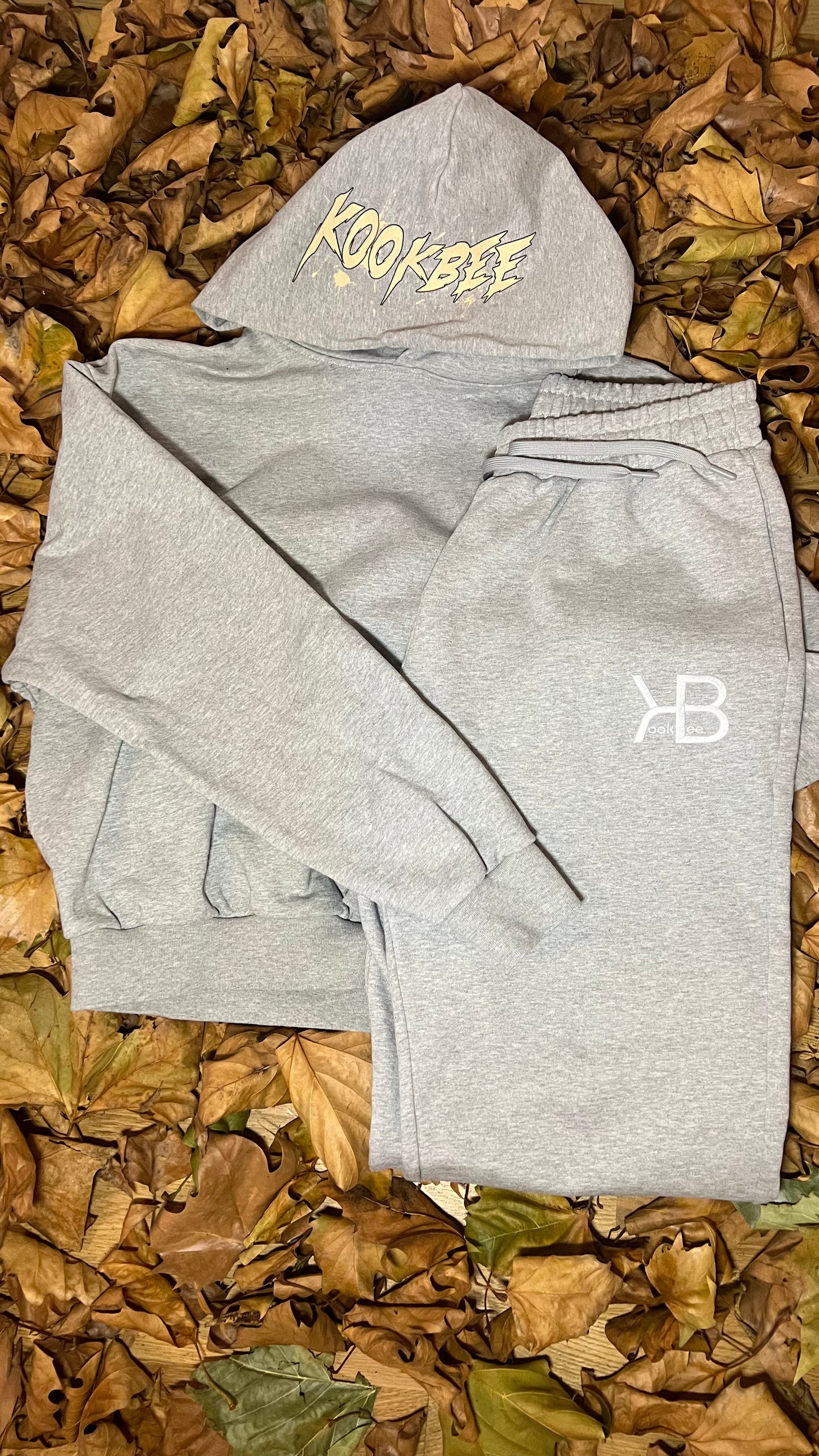 KOOKBEE "COMFY KB SWEATPANTS